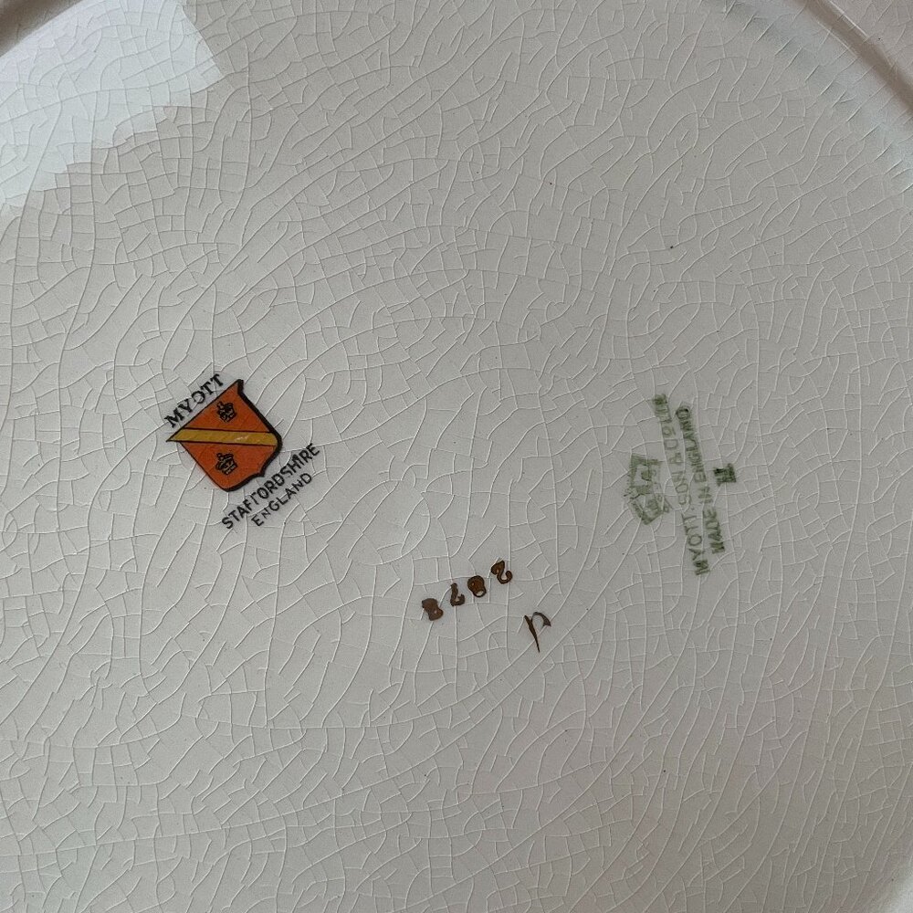 Vintage Myott Staffordshire China 2872 Square Plate - Green with Pink Rose - Picture 4 of 6